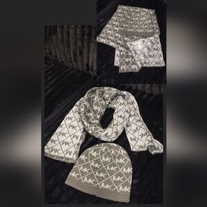 ✨️NWOT MICHAEL Michael Kors Gray Scarf and Hat Set